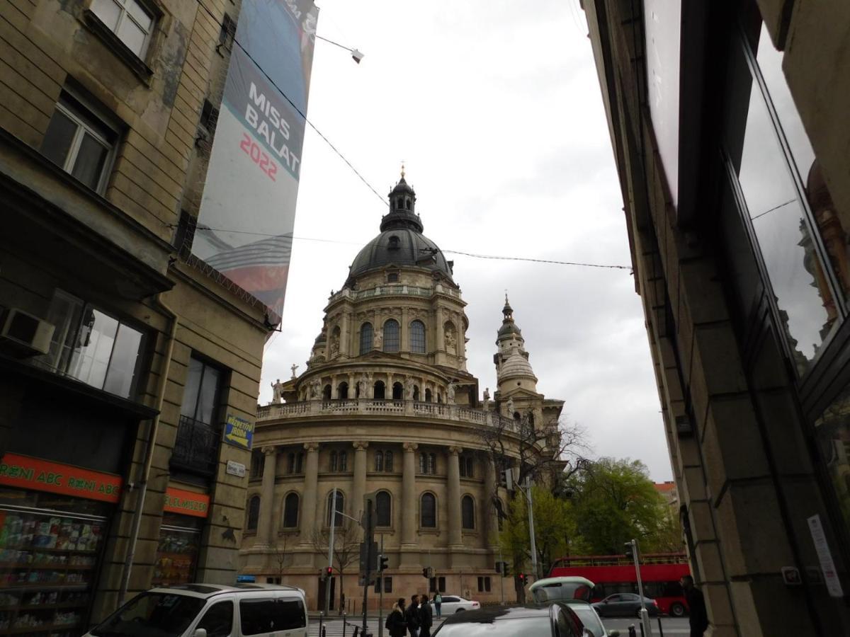 The Wonder Deer Apartment Next To The Opera Self Check-In Budapest Bagian luar foto